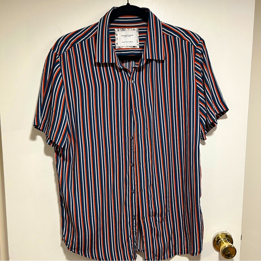 Men's Short Sleeve - M
